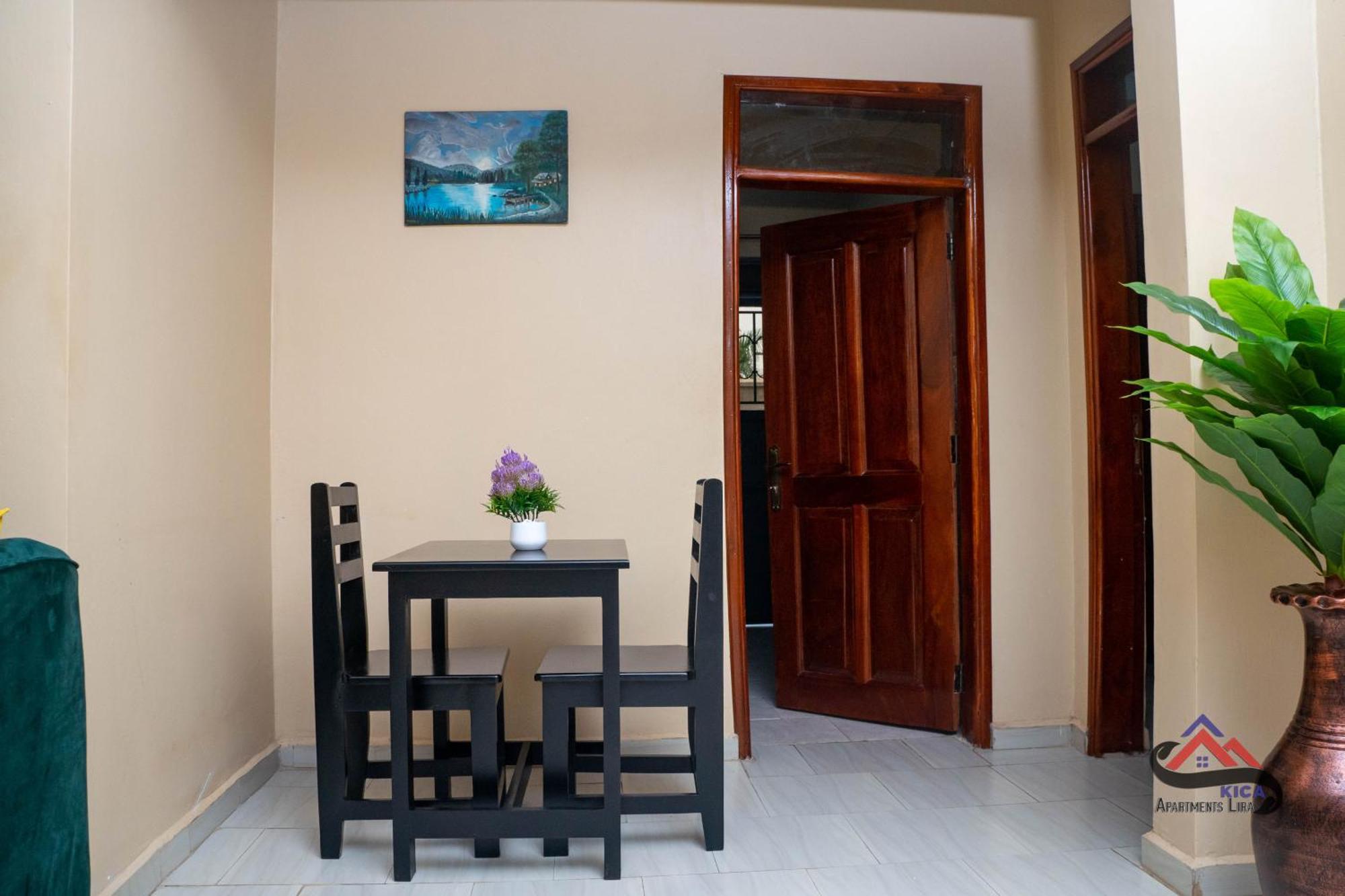 Kica Apartment With Airconditioned Bedrooms In Lira, Uganda Luaran gambar