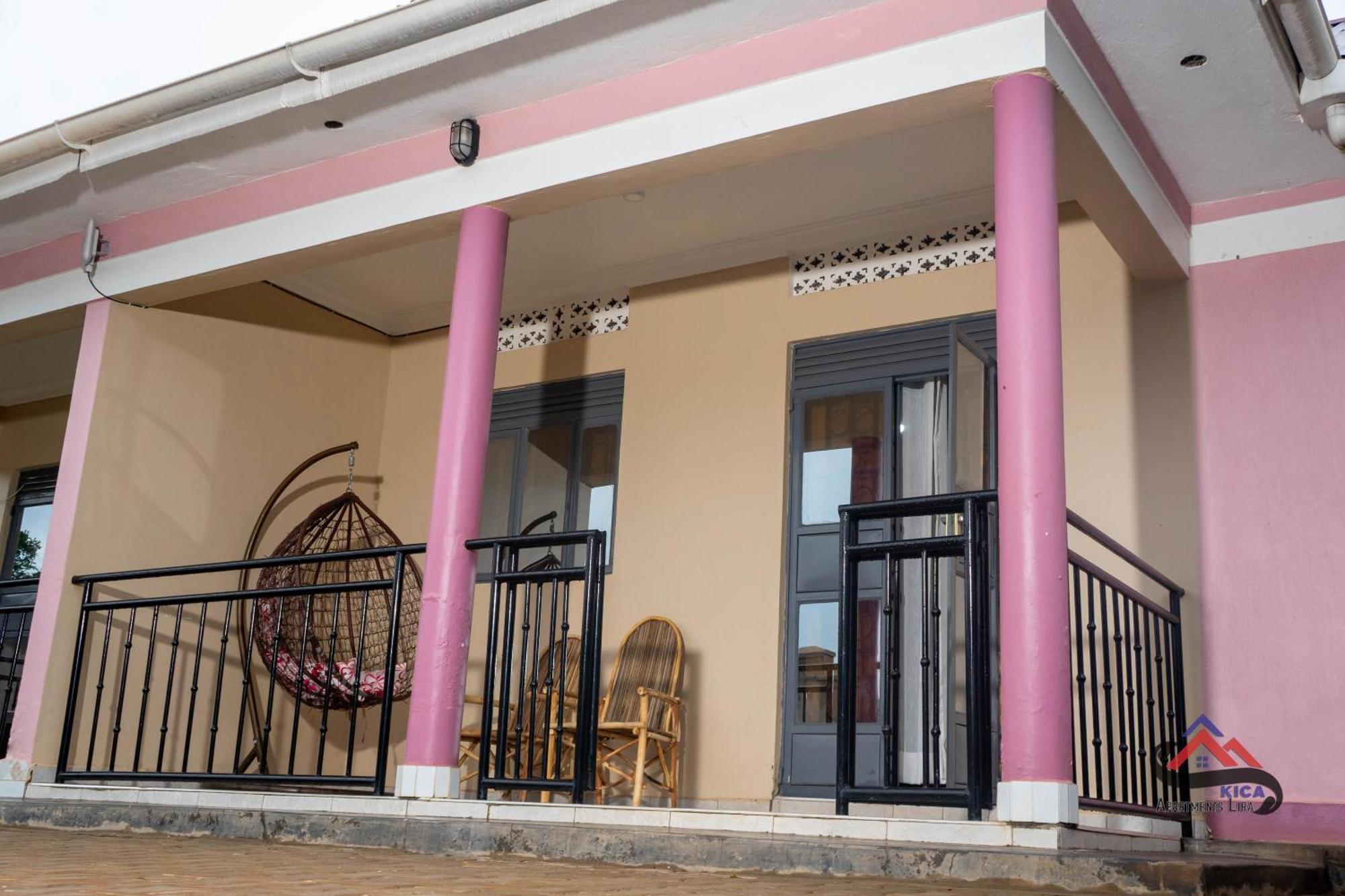 Kica Apartment With Airconditioned Bedrooms In Lira, Uganda Luaran gambar